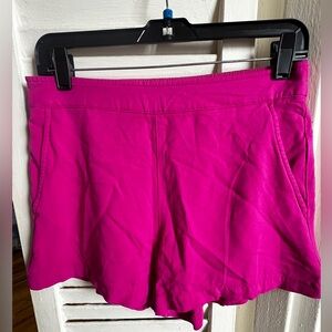 Old Navy Fuchsia Scalloped Hem Skort